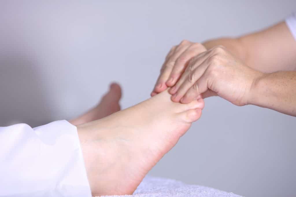What Causes Diabetic Nerve Pain in Feet?