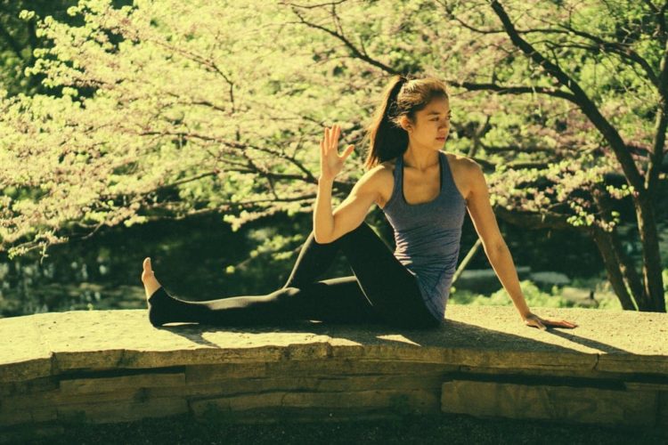 10 Effective Yoga Asanas to Stimulate Your Nervous System